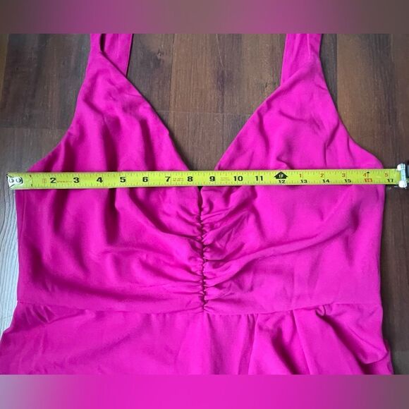 NWT Lovers + Friends Claire Very Berry Pink Asymmetrical Midi Dress size large - Picture 12 of 13